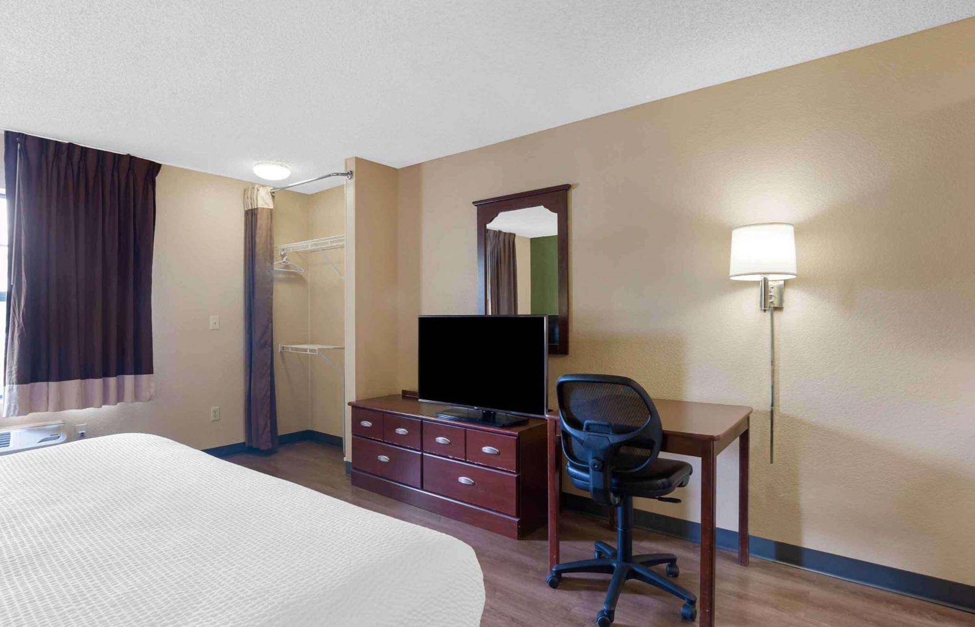 Extended Stay America Select Suites - Madison - Old Sauk Rd Extérieur photo